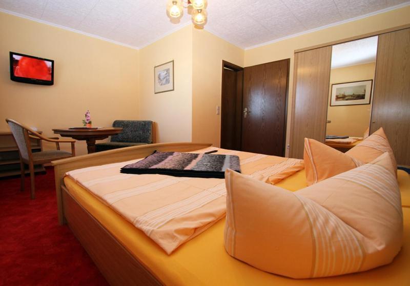 Familienhotel Zur Linde Panschwitz-Kuckau Room photo