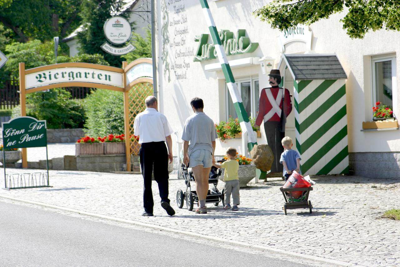 Familienhotel Zur Linde Panschwitz-Kuckau Exterior photo